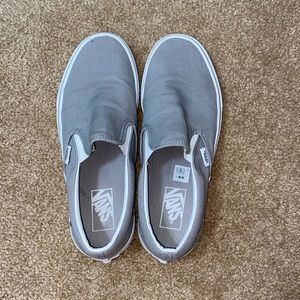 LIGHT GREY SLIP-ON VANS